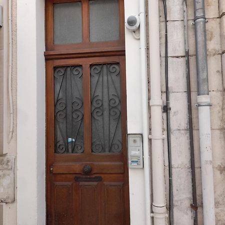 Le Nid D'Hirondelles - Appartement De Caractere Hypercentre Au Calme Bourges Exteriér fotografie